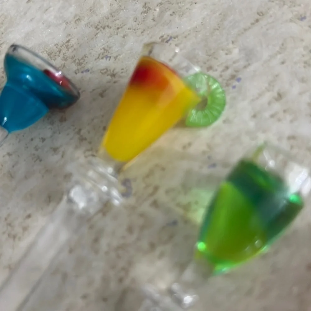Plastic Cocktail Swizzle Sticks set of 4